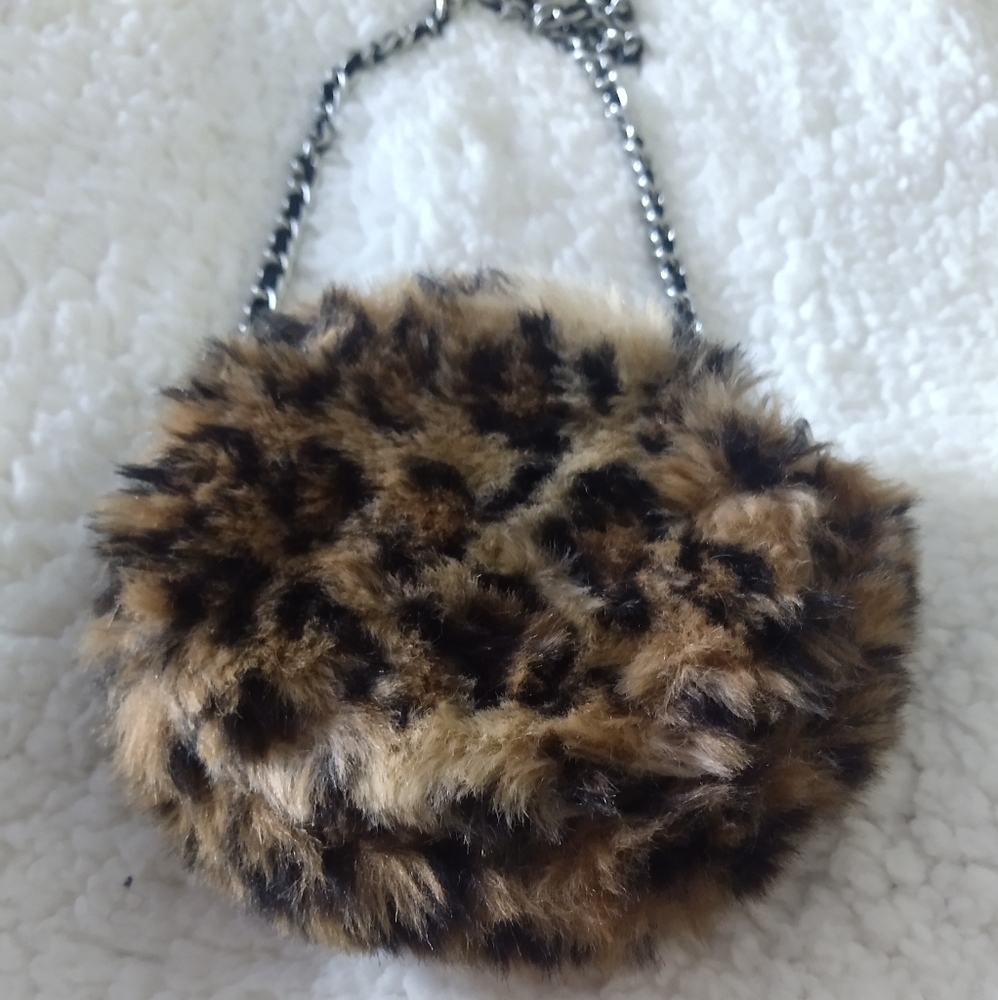 LAST CHANCEChildren's Place Faux Fur Purse - Picture 1 of 4